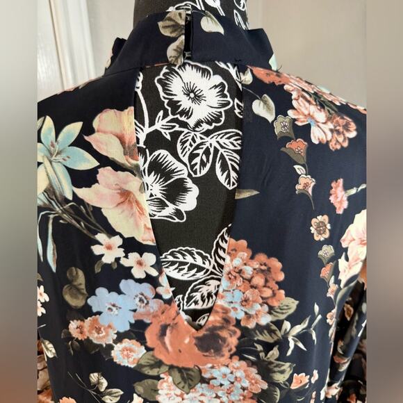 Lulu’s Floral Long Sleeve Mini Dress - Picture 6 of 9